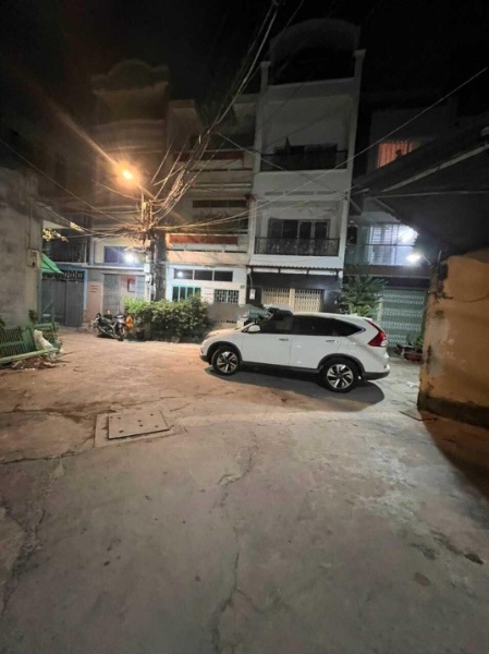 Bán nhà 3 tầng hẻm xe hơi Đường Lạc Long Quân, Phường 10, Quận 11, Hồ Chí Minh